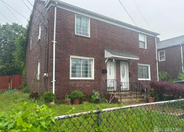 Property at 166 Fulton St, New Brunswick, NJ 08901, 2 beds, 1 bath