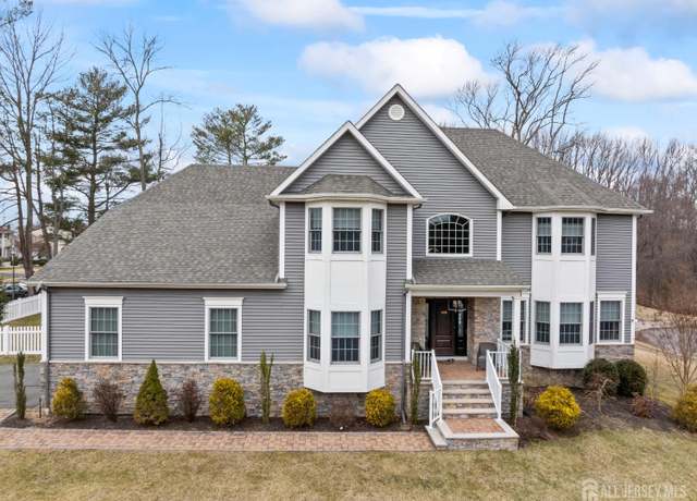 Property at 15 Brookside Ct, East Brunswick, NJ 08816, 5 beds, 4 baths