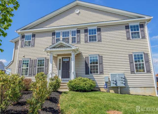 Property at 58 Begonia Ln, Monroe, NJ 08831, 3 beds, 2.5 baths