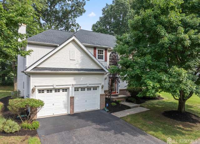 Property at 5 Narrows Way, Monroe, NJ 08831, 3 beds, 2.5 baths