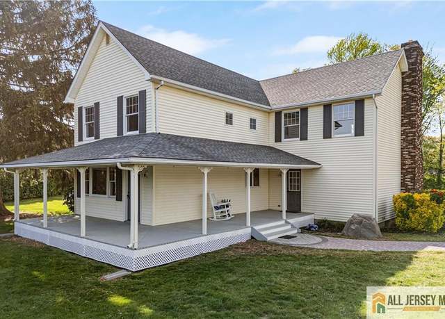 Property at 226 Gravel Hill Rd, Monroe, NJ 08831, 5 beds, 3 baths