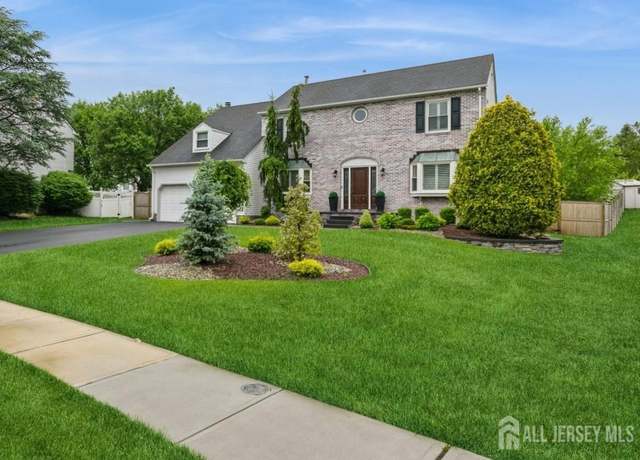 Property at 15 Princess Dr, North Brunswick, NJ 08902, 4 beds, 2.5 baths