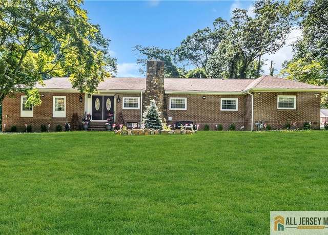 Property at 349 Summerhill Rd, East Brunswick, NJ 08816, 4 beds, 3.5 baths
