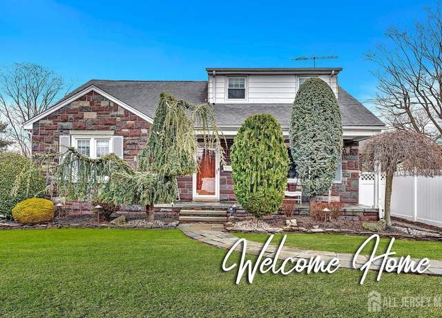 Property at 26 Henley St, Woodbridge Proper, NJ 07095, 5 beds, 2 baths