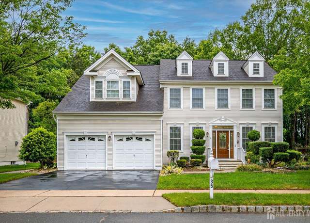 Property at 35 Fabiszewski Way, Parlin, NJ 08859, 4 beds, 2.5 baths