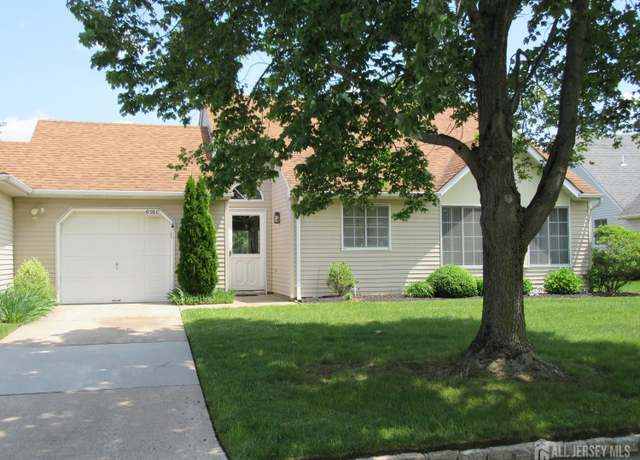 Property at 656 Nutley Dr Unit C, Monroe, NJ 08831, 2 beds, 2 baths
