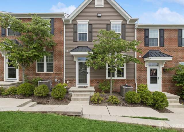 Property at 1211 English Ln, Parlin, NJ 08859, 3 beds, 2.5 baths