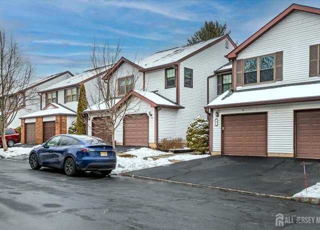 Property at 68 Bayberry Dr, Franklin, NJ 08873, 2 beds, 2.5 baths