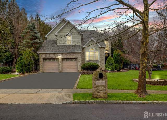 Property at 26 Kennedy Blvd, Old Bridge, NJ 08857, 5 beds, 3 baths