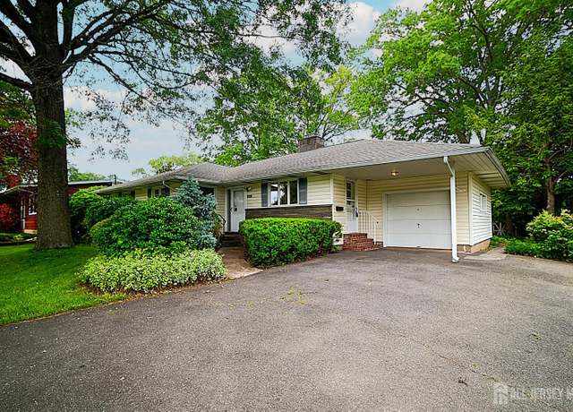 Property at 601 Ashland Rd, Middlesex, NJ 08846, 3 beds, 1.5 baths