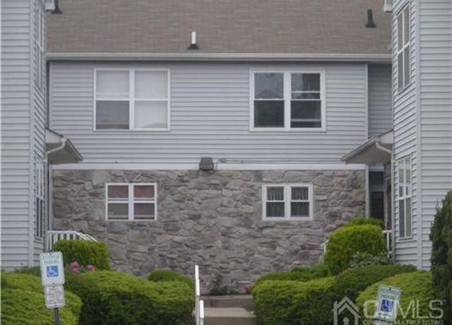 Property at 316 Ventnor Ct, Piscataway, NJ 08854, 2 beds, 1.5 baths