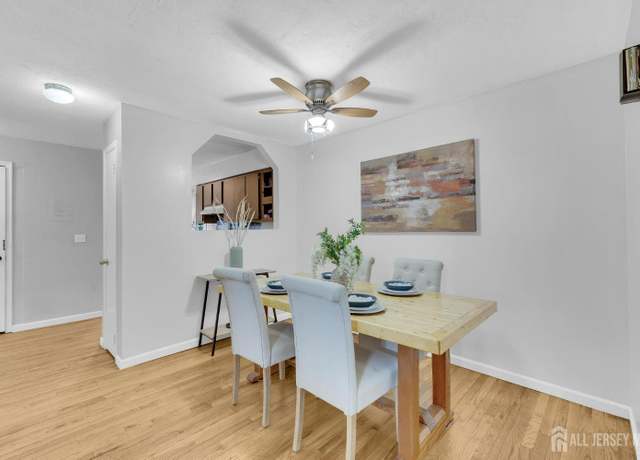 Property at 323 Gill Ln Unit 11Q, Iselin, NJ 07067, 2 beds, 1 bath