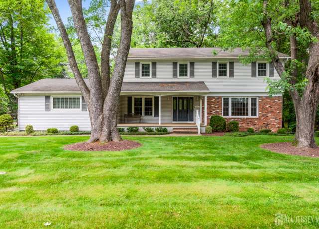Property at 19 Redcoat Dr, East Brunswick, NJ 08816, 5 beds, 2.5 baths