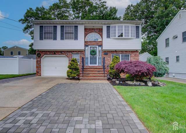 Property at 246 Gereghty St, South Amboy, NJ 08879, 3 beds, 2 baths