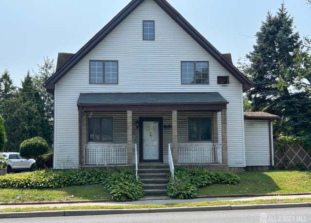Property at 68 Port Reading Ave, Woodbridge Proper, NJ 07095, 3 beds, 2 baths