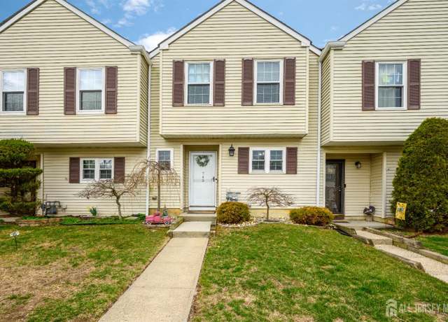 Property at 745 Darlington Dr, Old Bridge, NJ 08857, 2 beds, 2.5 baths