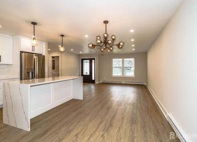 Property at 94 Salix Plz Unit A, Monroe, NJ 08831, 3 beds, 2 baths