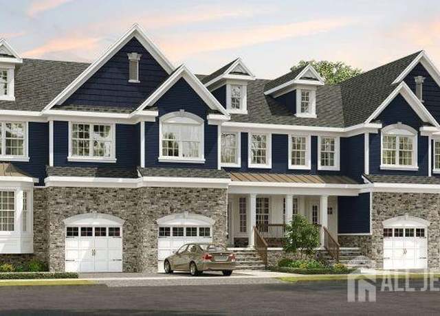 Property at 167 Valentino Dr, Old Bridge, NJ 08857, 3 beds, 2.5 baths