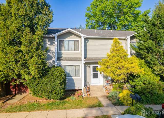 Property at 39 Gary Ct, South Brunswick, NJ 08810, 3 beds, 2.5 baths