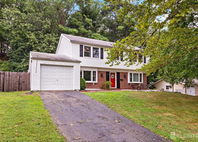 Property at 93 Idlebrook Ln, Aberdeen, NJ 07747, 4 beds, 2.5 baths
