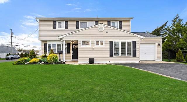 Photo of 1 York St, Old Bridge, NJ 08857