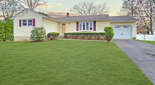 Photo of 20 Ellingham Ave, Monroe, NJ 08831
