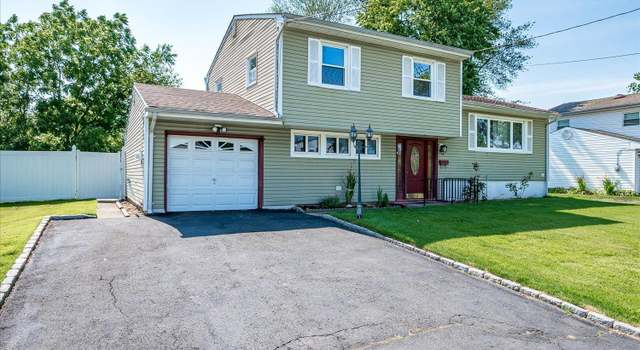 Photo of 14 Mcginnis Rd, Edison, NJ 08817