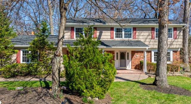 Photo of 7 Carlton Ct, East Brunswick, NJ 08816