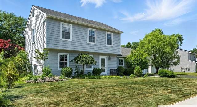 Property at 1072 Lake Placid Dr, Toms River, NJ 08753, 3 beds, 2.5 baths
