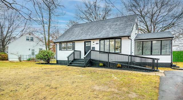 Photo of 127 Tunison Rd, New Brunswick, NJ 08901