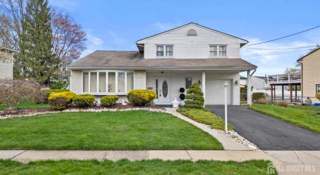 Photo of 3 Hansen Rd, Old Bridge, NJ 08857