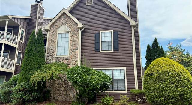 Photo of 206 Blew Ct, East Brunswick, NJ 08816