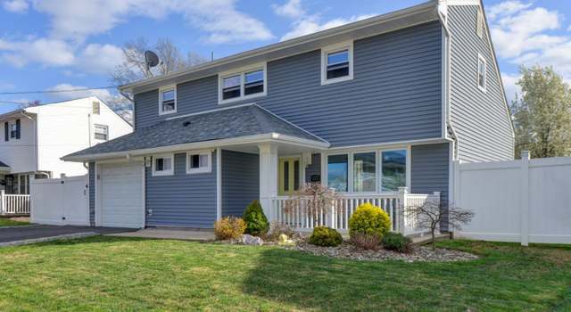 Photo of 117 Whitman St, Carteret, NJ 07008