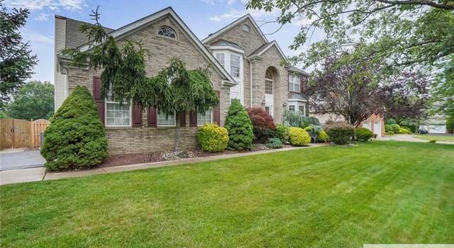 Photo of 9 Lavender Way, East Brunswick, NJ 08816