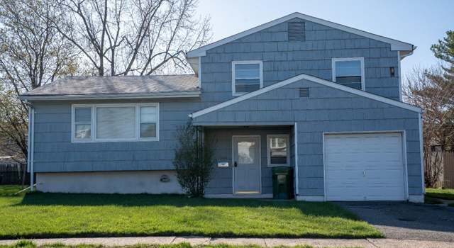 Photo of 1055 Rudyard Dr, Perth Amboy, NJ 08861
