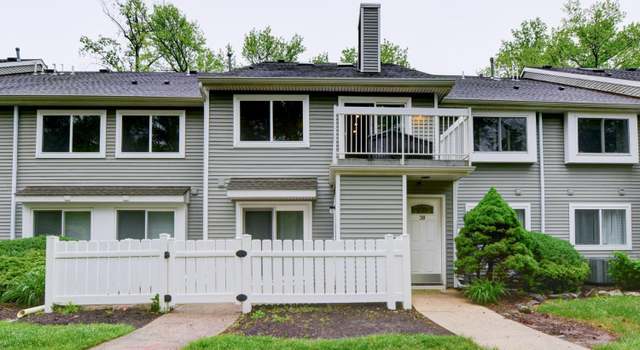 Photo of 38 Wynwood Dr, South Brunswick, NJ 08852