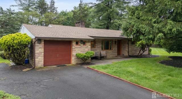 Photo of 626 S Randolphville Rd S, Piscataway, NJ 08854