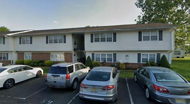 Photo of 5 Texas Ct Unit B, Old Bridge, NJ 07747