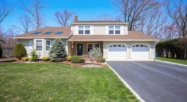 Photo of 13 Mcfadden Dr, Monroe, NJ 08831