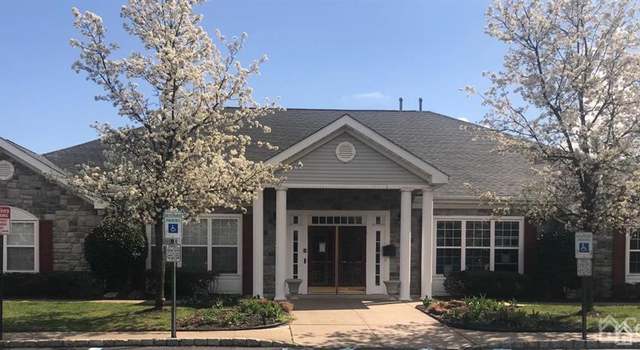 Photo of 16 Linbrook Dr, Old Bridge, NJ 08879