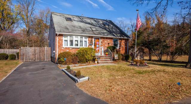 Photo of 13 Park Pl, Middlesex, NJ 08846