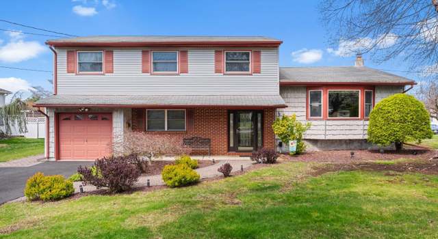 Photo of 2 Wabash Pl, Old Bridge, NJ 08857