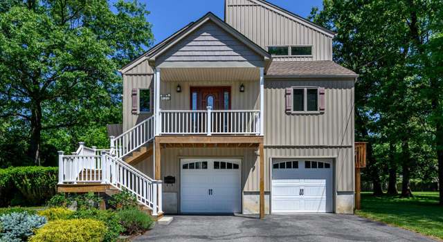 Photo of 22 Roosevelt St, Pequannock, NJ 07440