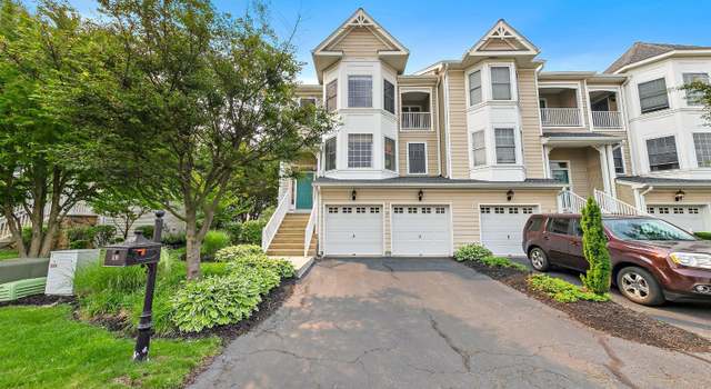 Photo of 19 S Shore Dr, South Amboy, NJ 08879