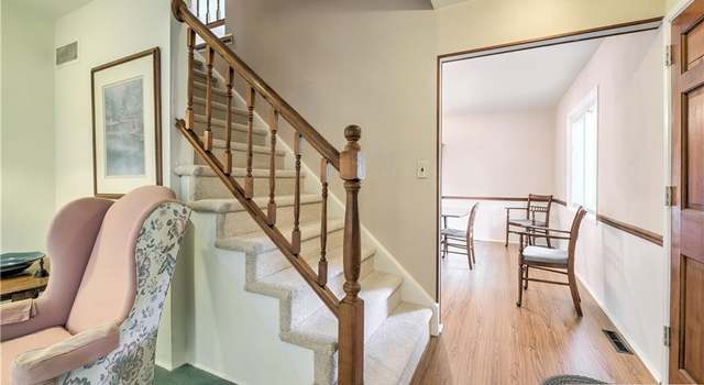 Photo of 10 Calvin Rd, South Brunswick, NJ 08824