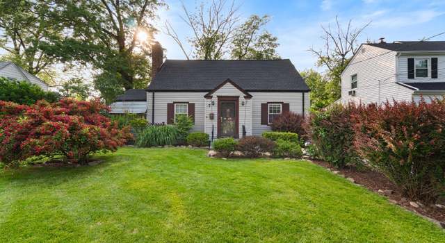 Photo of 7 Woods End Rd, West Orange, NJ 07052