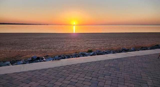 Photo of 25 Raritan Reach Rd, South Amboy, NJ 08879