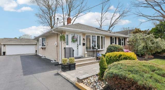 Photo of 49 Hickory St, Edison, NJ 08817