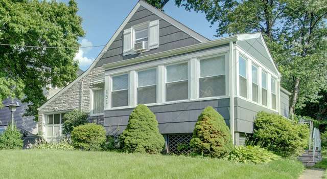 Photo of 451 Burroughs Ter, Union Twp, NJ 07083