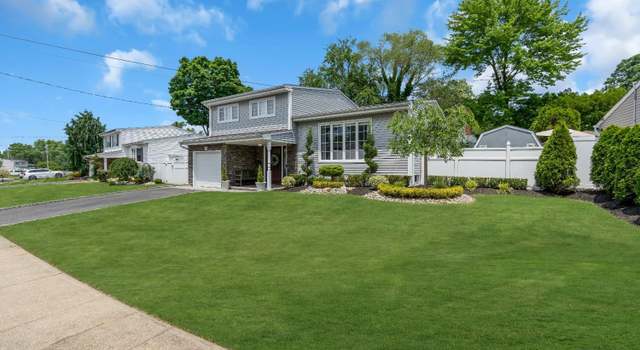 Photo of 52 York St, Old Bridge, NJ 08857